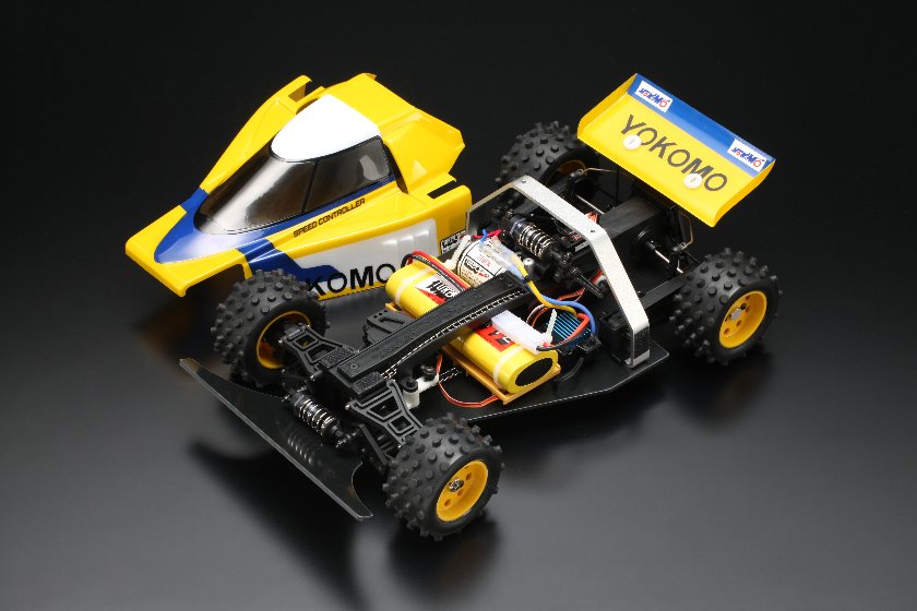 Yokomo Buggy KIT de caça ao primeiro cão YZ-834B + T-shirt