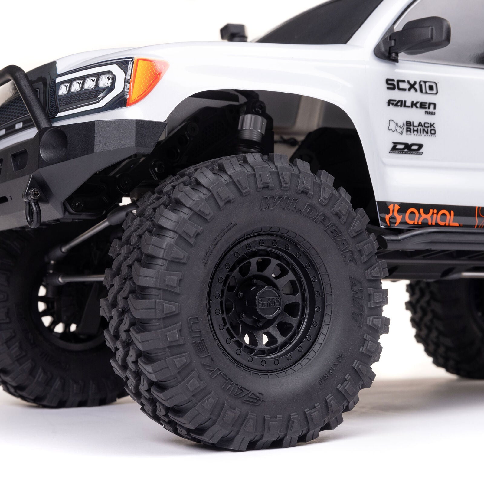 Axial Crawler SCX10 III Base Camp 4WD RTR AXI-1375