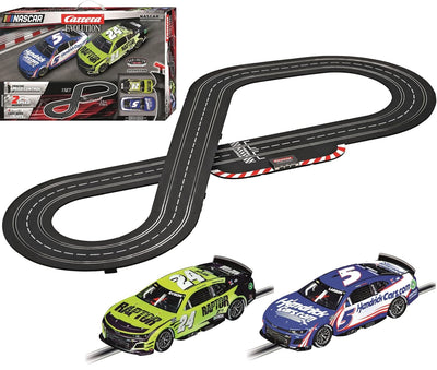 Carrera Evolution NASCAR Darlingtonin rata Showdown 25248