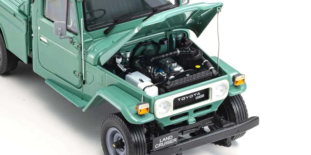 Kyosho Diecast Toyota Land Cruiser 40 Pick Up 1980 Fashion Verde 1/18 KS08958FG