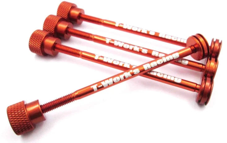 T-Work's Axe de Rangements Pour Pneus 1/10 Touring Rouge (x4) TE-104R