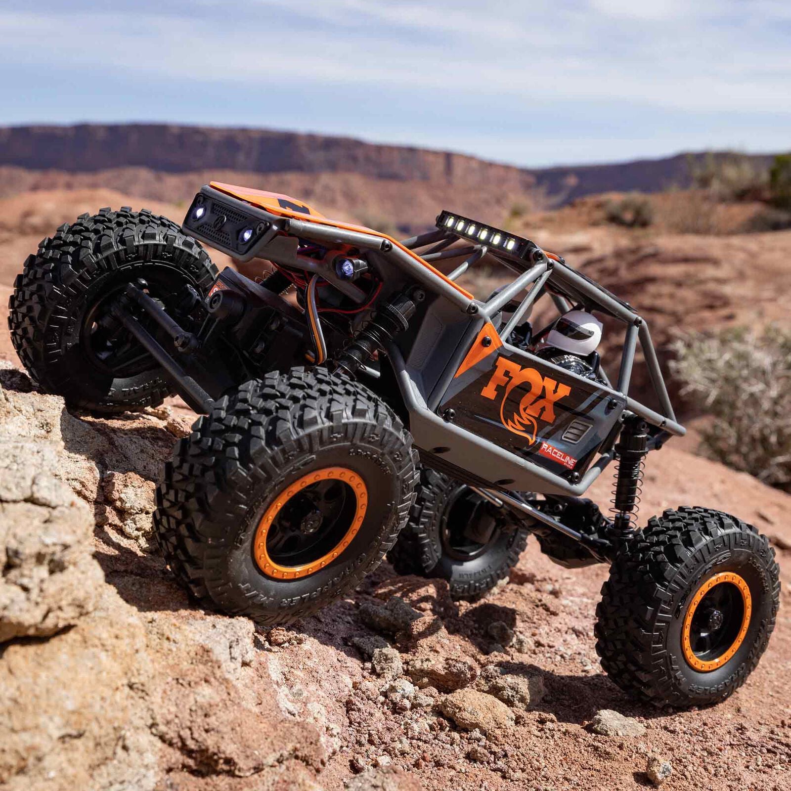 Axial UTB18 Capra 4WD Unlimited Trail Buggy RTR AXI01002