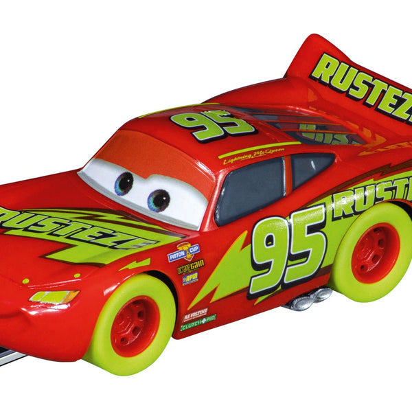 Carrera GO!!! Disney·Pixar Cars - Lightning McQueen - Glow Racers 6422